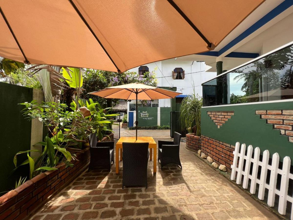 Frangipani Beach Villa Tangalle Exterior foto