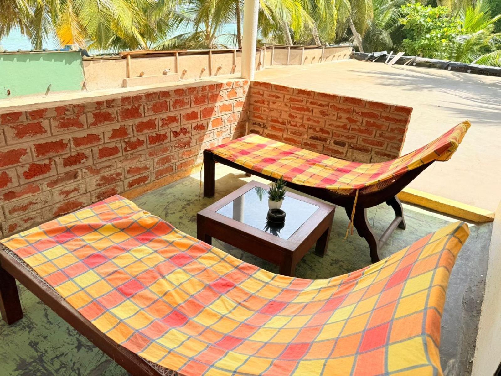 Frangipani Beach Villa Tangalle Exterior foto